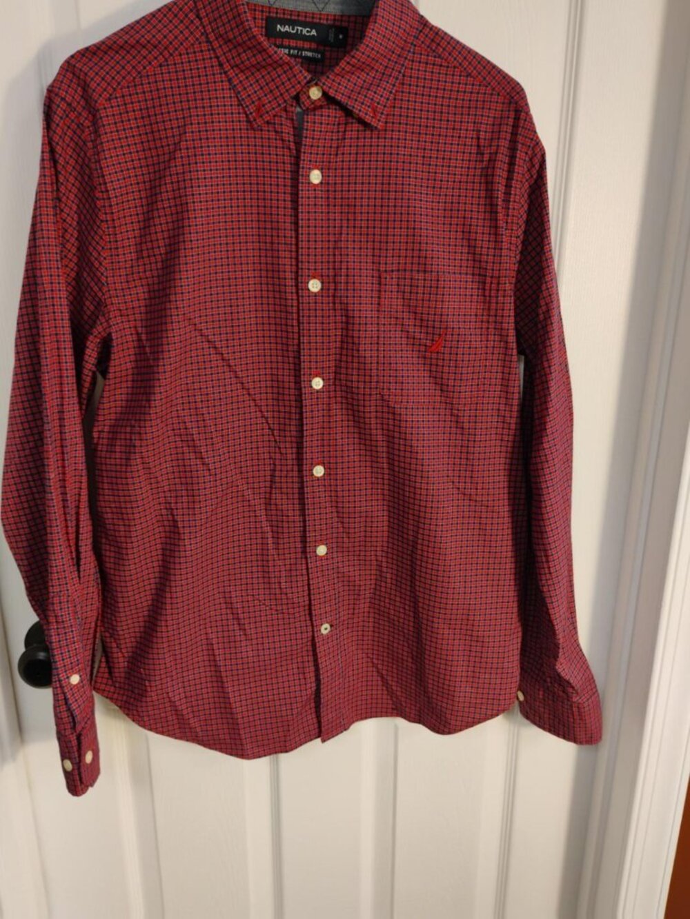 Nautica Men’s Medium Red Navy Check Classic Fit Stretch Shirt